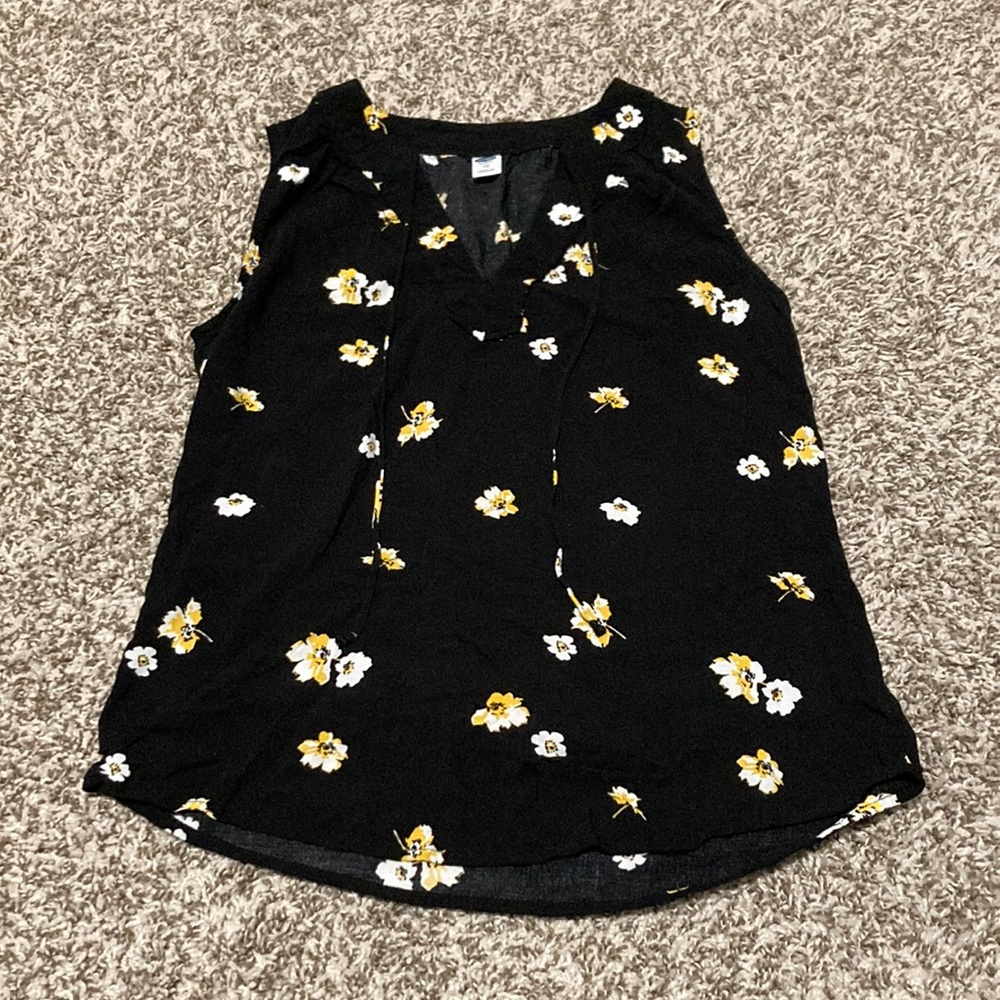 Old Navy Black Floral Tank